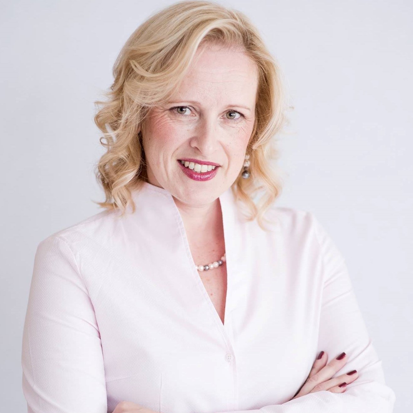 Ms. Andreja Tonč